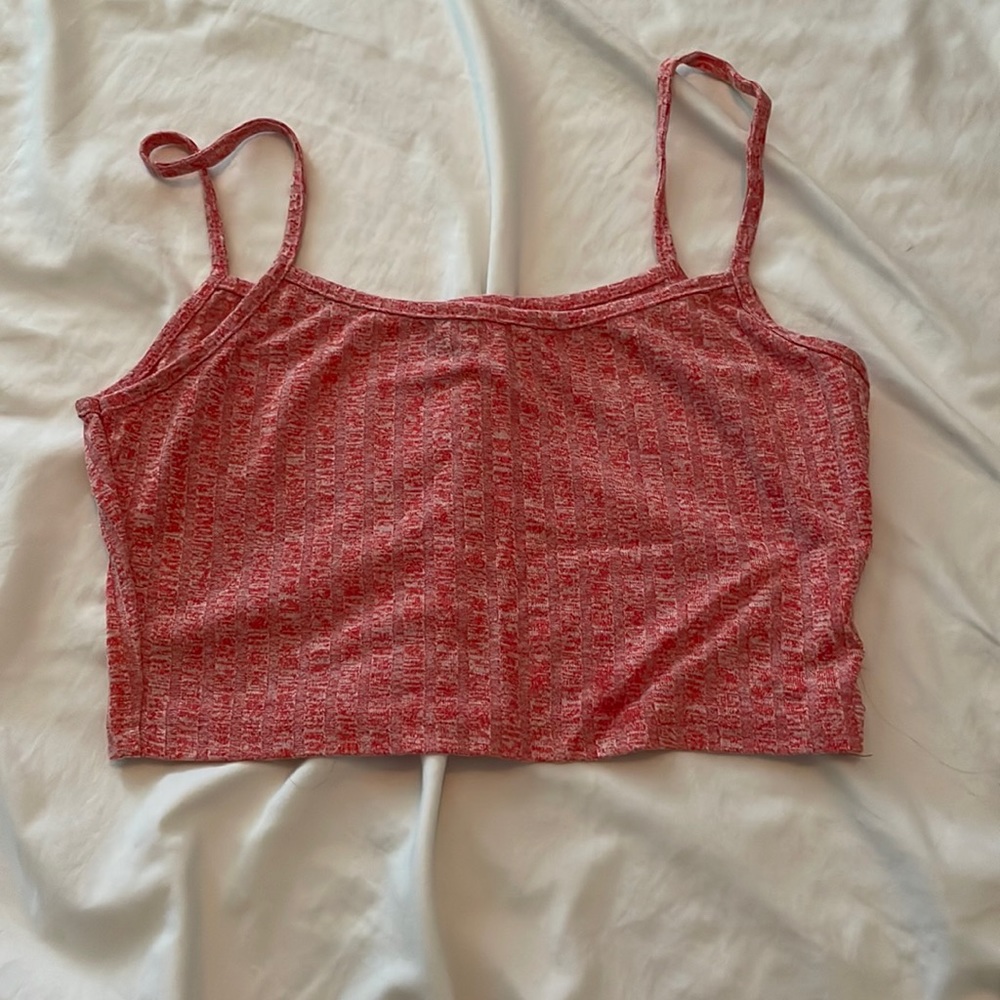Pink cropped tank top